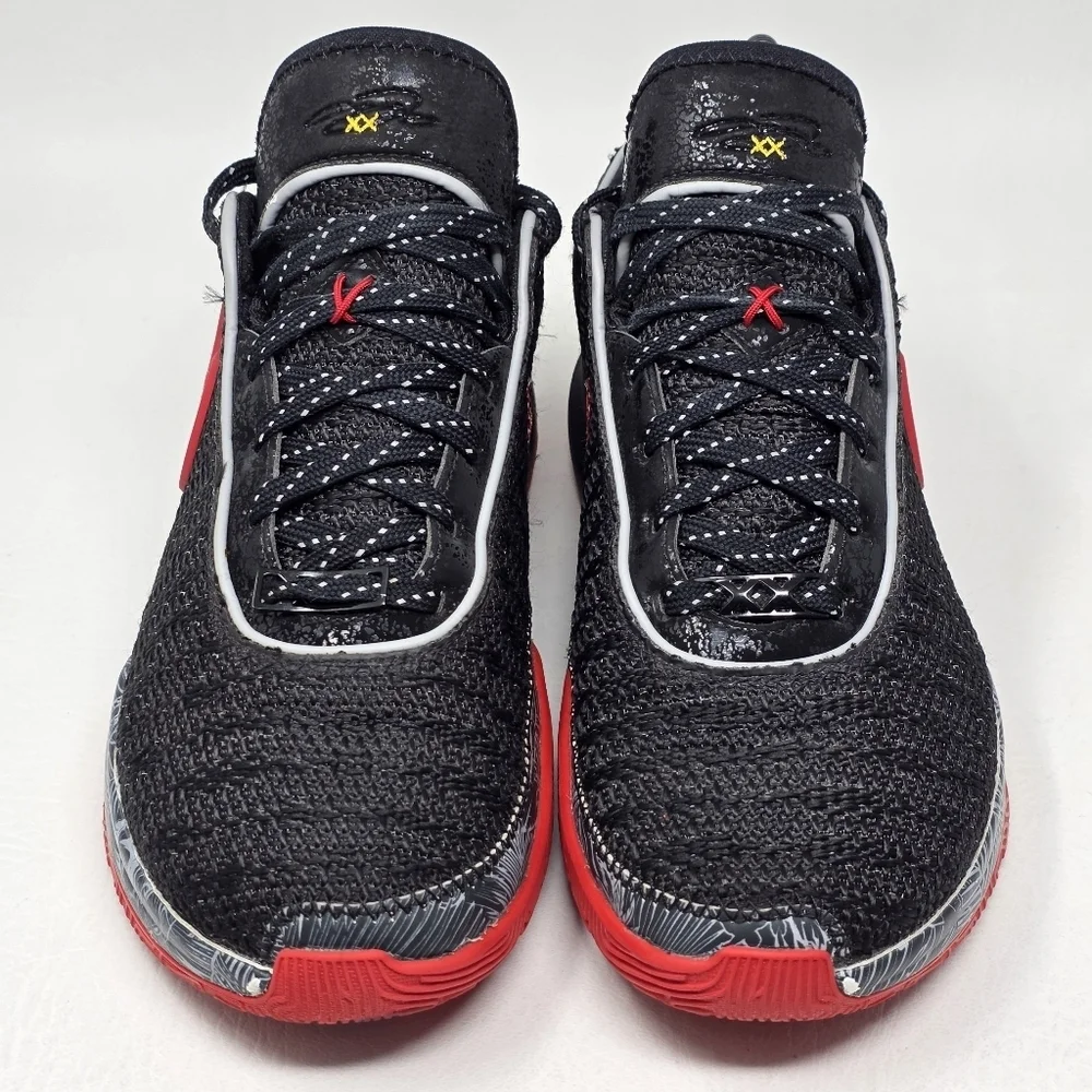 Nike Lebron XX 20 Black Basketball GS Black Red DQ8651 001 Youth Size 7Y